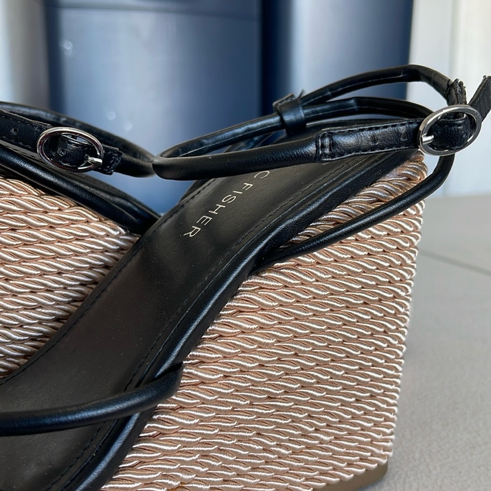 Marc Fisher Womens Zeki Faux Leather Ankle Strap Wedge Heels - Picture 5 of 7